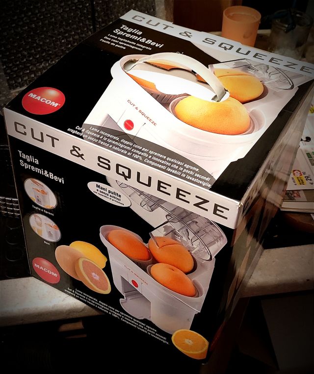 SPREMIAGRUMI ELETTRICO