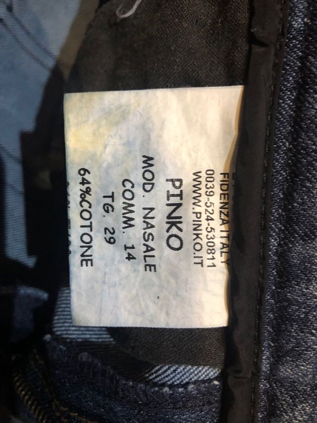 pinko jeans chica
