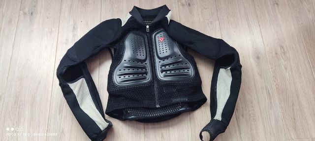 espaldera /pecho dainese