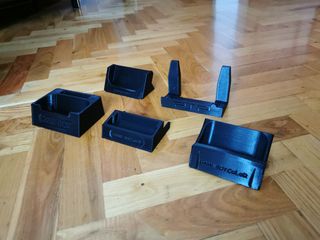 Expositores para consolas portátiles.