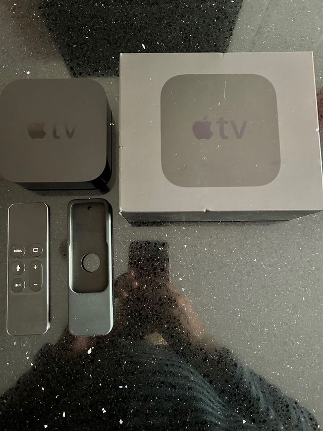 APPLE TV 64 gigas