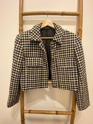 Chaquetita invierno - Primavera blanca y negra.