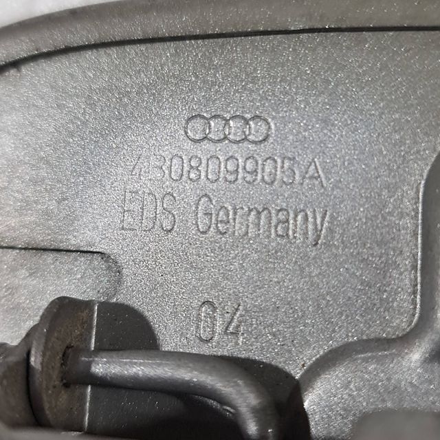 TAPA DEL DEPOSITO DE COMBUSTIBLE DE AUDI A6 C5 4B