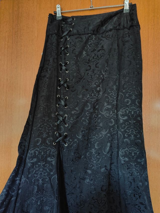 falda larga gótica talla 36