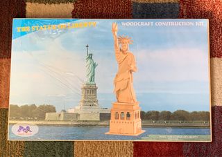 Juego infantil. Estatua de la libertad. puzzle