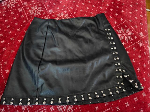 falda cuero talla S