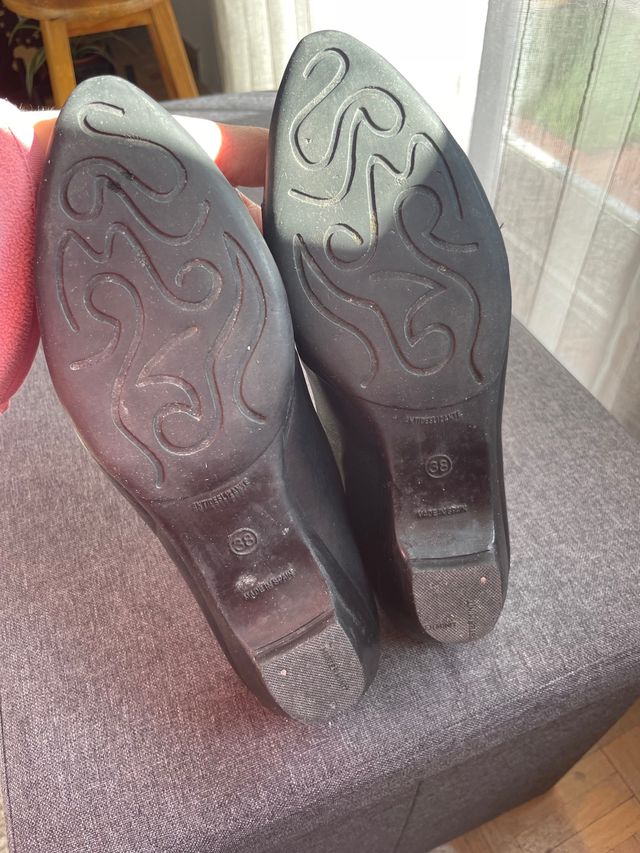 Zapatos negros piel 38 + regalo