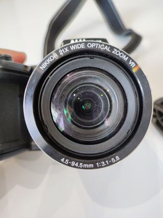 Cámara Nikon Coolpix L300