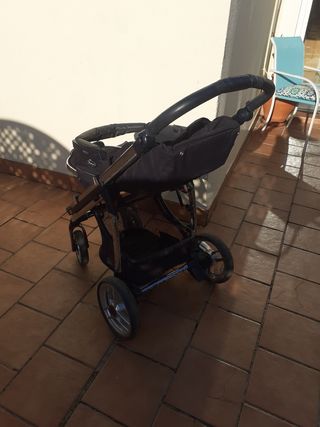 cochecito para bebé y niño