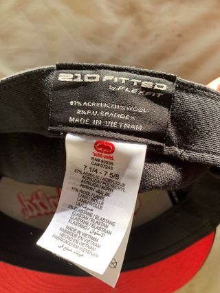 Visera plana ecko unltd (edición limitada)