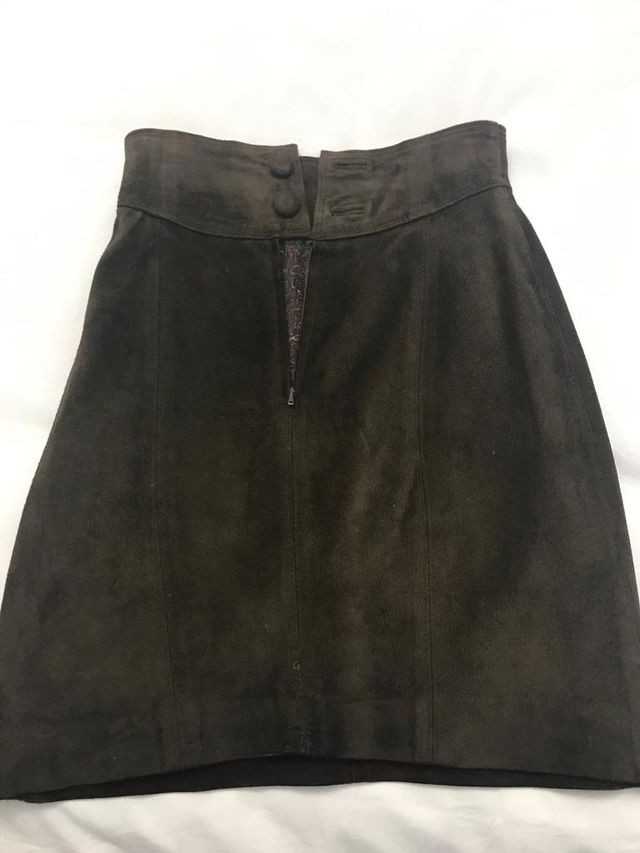 Conjunto Chaqueta + Falda Piel