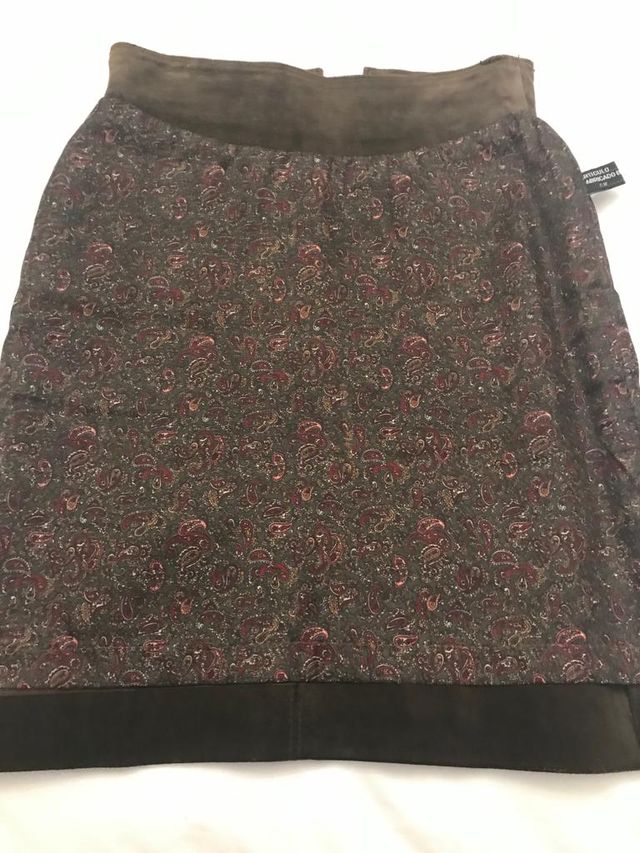 Conjunto Chaqueta + Falda Piel