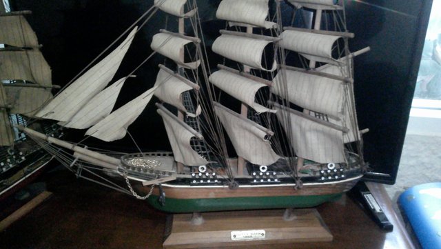 BARCOS DE COLECCIÓN DE MADERA