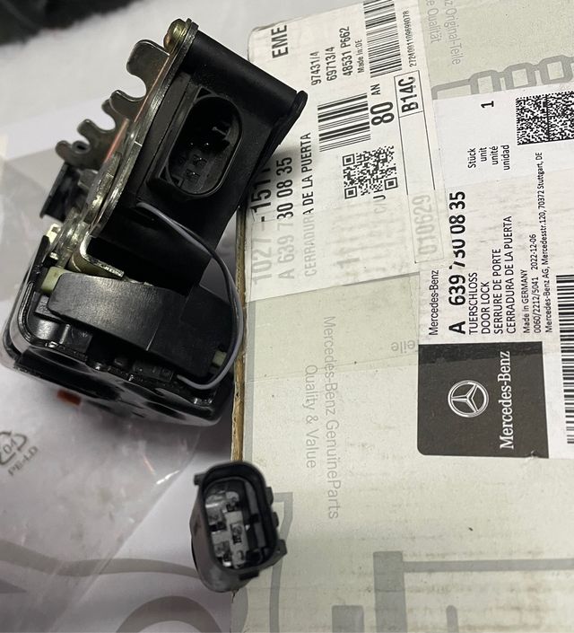 Cerradura mercedes Vito viano w639