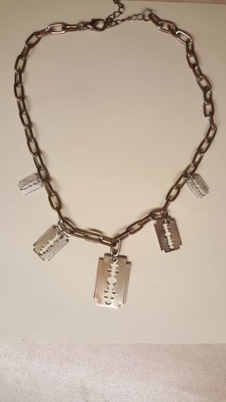 Collana girocollo con lamette cm.46