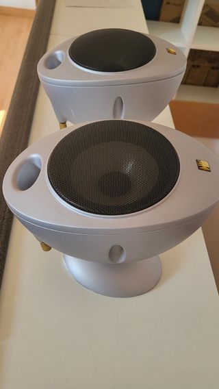 Altavoces KEF HTS-2001