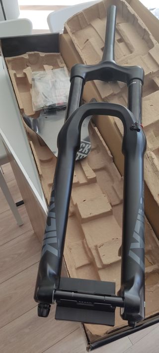 Horquilla rockshox Lyrik select 27,5 180 boost