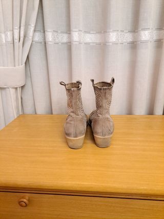 Botines de piel de Zara. talla 41
