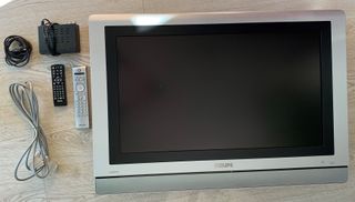 Television Philips Mod. 32PF9976/12 / 32 pulgadas