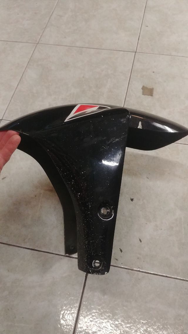 parafango in vetroresina per forcella Ohlins Road