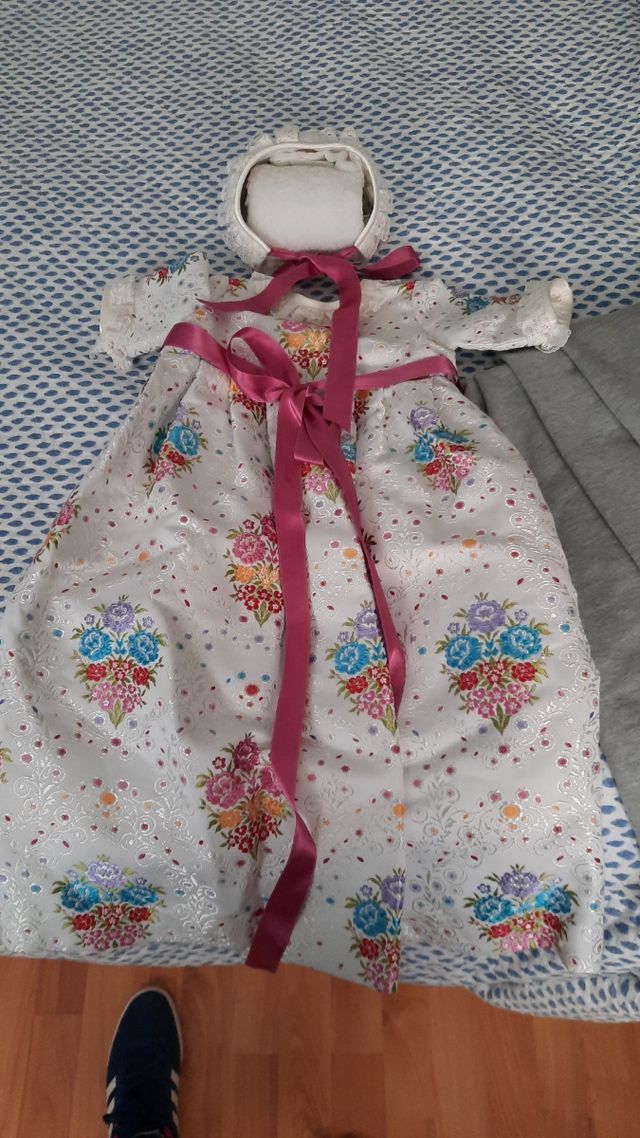 se alquilar traje de fallera de bebe