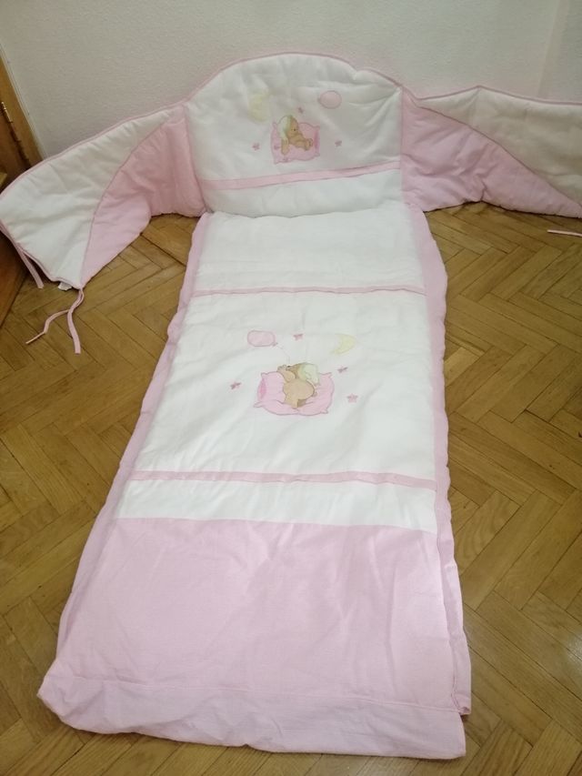 Copripiumino e cuscino in piqué per culla