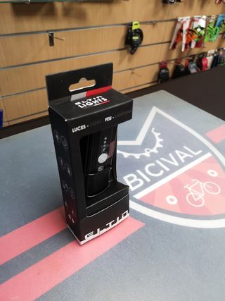 Luz delantera - 350 Lumens (USB)