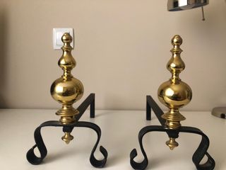 Morillos-sujeta troncos chimenea