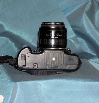 Camara Olympus OM 101