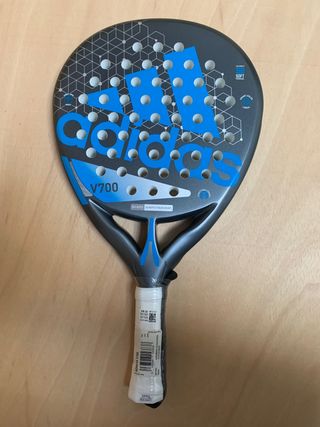 Pala de pádel adidas V700 FR. 366g de segunda mano por 65 EUR en Madrid en  WALLAPOP