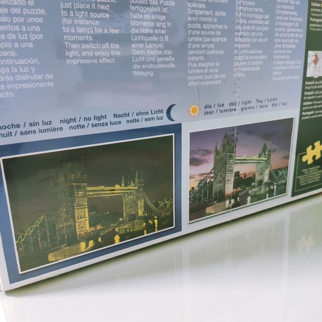 Puzzle Tower Bridge Neon