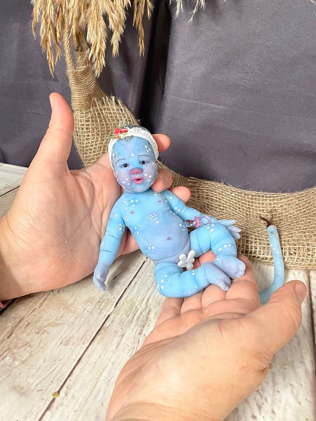 Reborn silicona 20 cm Navila