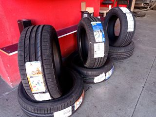 Dos neumáticos Michelin 185/70 R14 88T