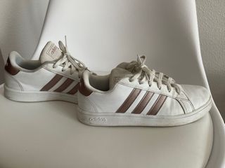 Zapatillas ADIDAS t.36