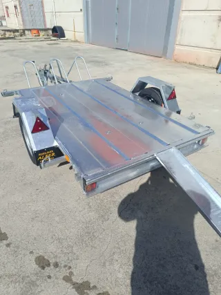 Remolque NUEVO para motos y carga