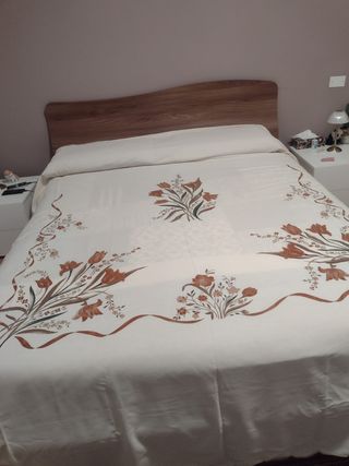 Copriletto matrimoniale dipinto a mano vintage