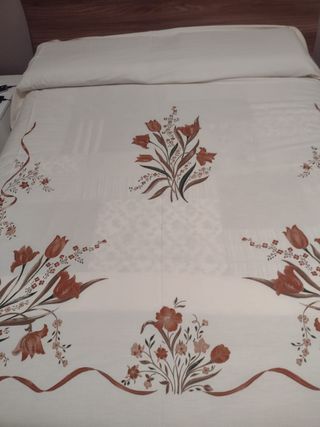 Copriletto matrimoniale dipinto a mano vintage