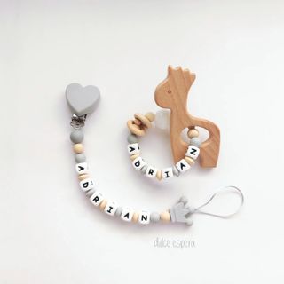 Chupetero + sonajero