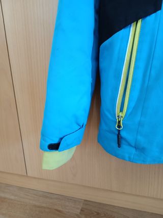 Anorak CMP 10 a 12 años.