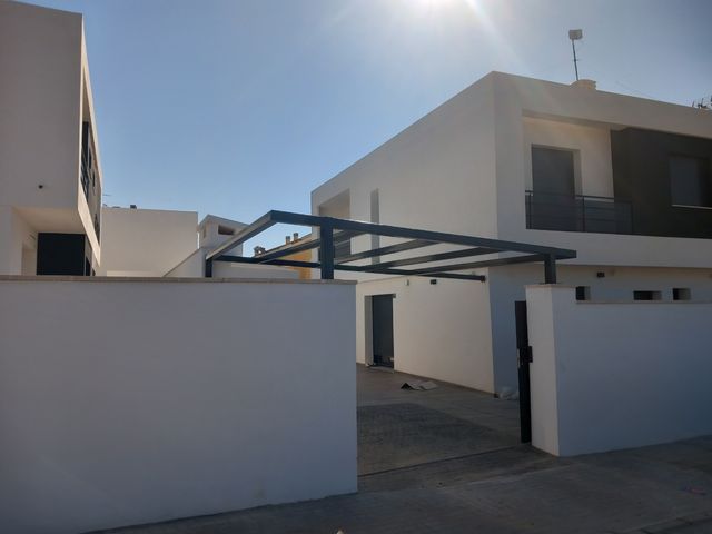 estructuras metálicas y cerramientos de aluminio,