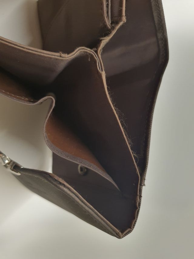 Cartera de mujer Via Montenapoleone Milano