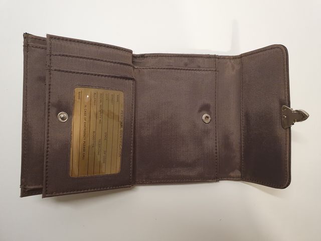 Cartera de mujer Via Montenapoleone Milano