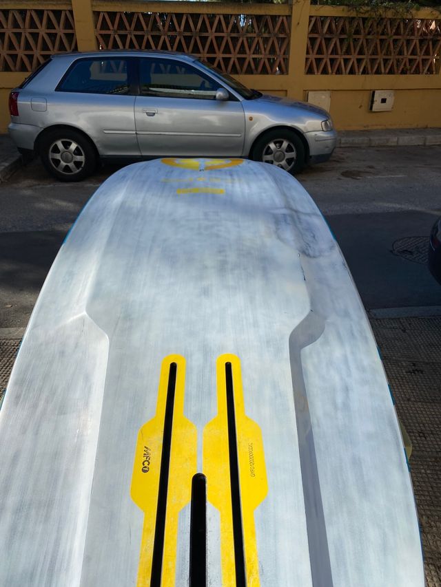 Tabla windsurf Goya airbolt pro carbon 120L