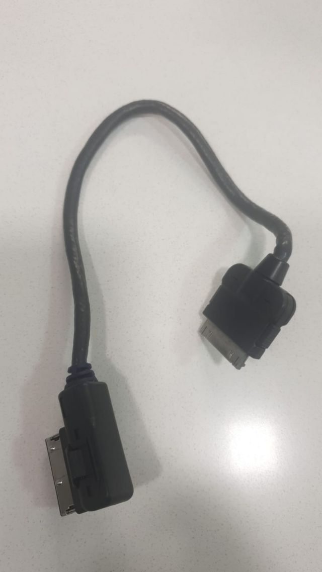 Cable Apple-Volkswagen para coche