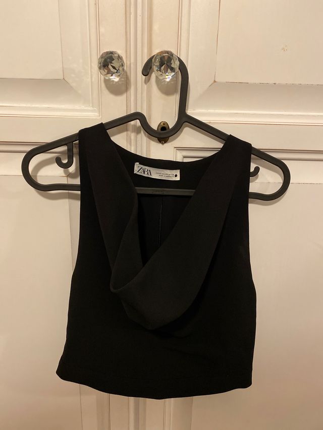 Top escote caído negro zara