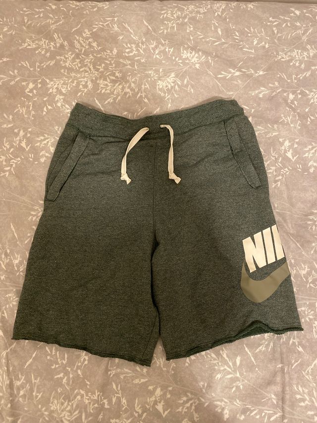 Pantalon corto verde nike