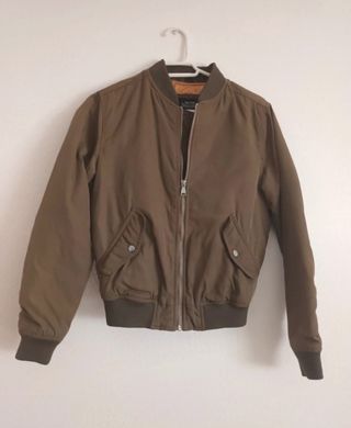 Cazadora bomber verde