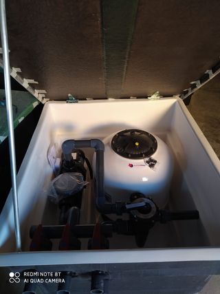 piscina de poliéster 658098358.