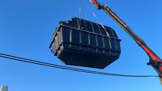 piscina de poliéster 658098358.