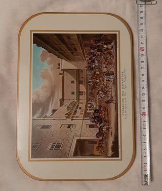 Bajo platos antiguos